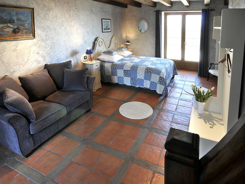 Chateau De Larre Hotel Chatres-sur-Cher Habitación foto